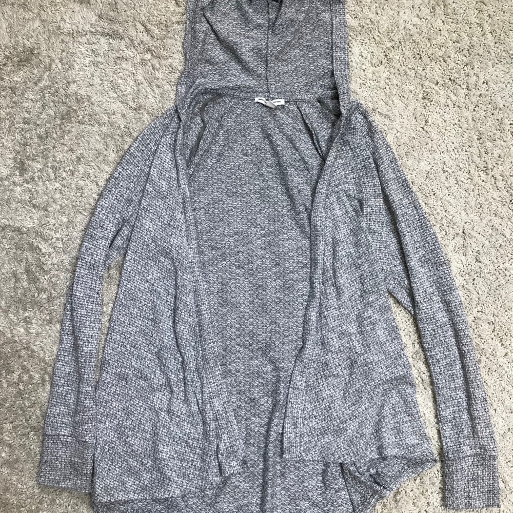 Women’s long sleeve cardigan